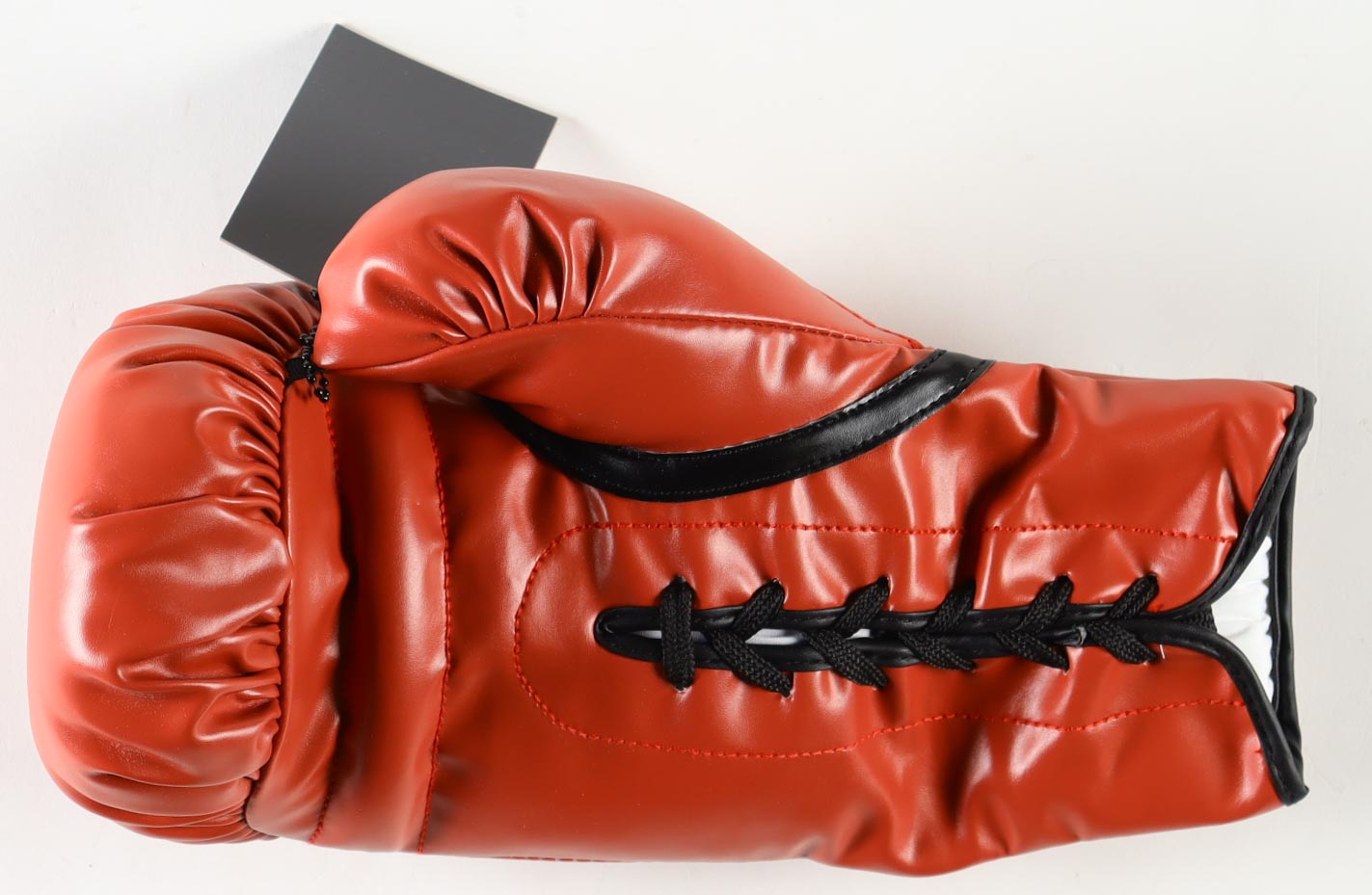 Ryan Garcia Signed Everlast Boxing Glove (Beckett) Beckett Witnessed