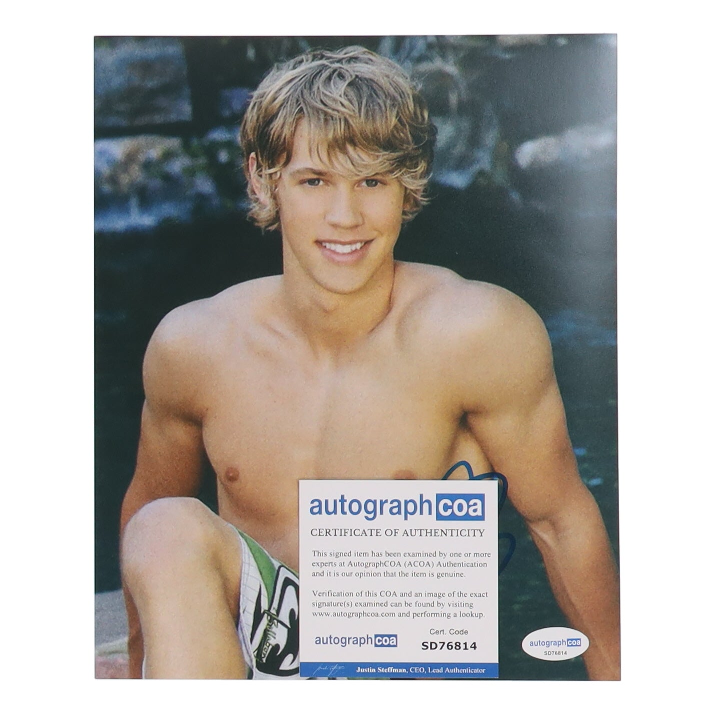 Austin Butler Signed 8x10 Photo (AutographCOA)