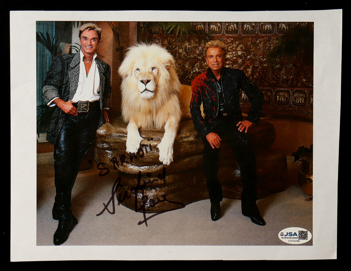 Siegfried & Roy Signed (JSA) 8x10 Photo Inscribed "SARMOTI" - Magic Show & Animal Entertainers