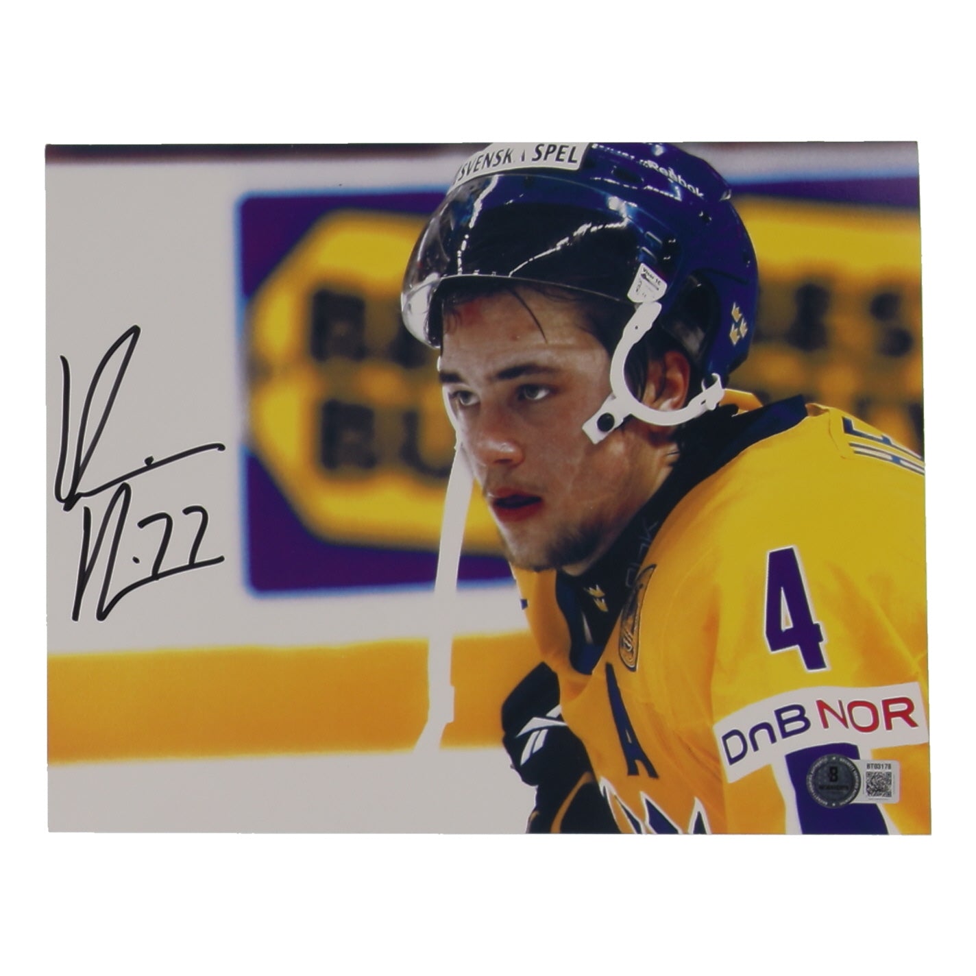 Victor Hedman Signed Team Sweden 8x10 Photo (Beckett)