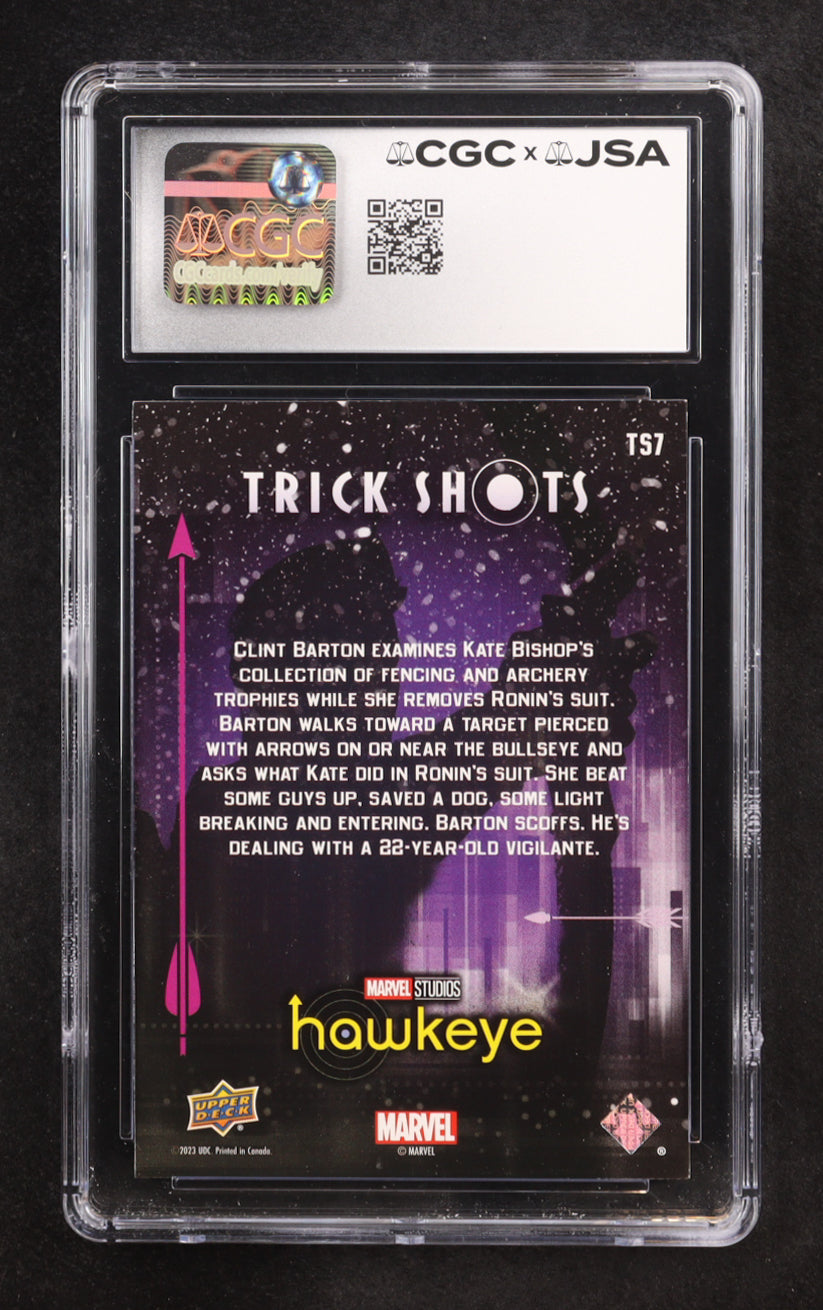 Jeremy Renner signed Hawkeye 2023 Upper Deck Practice Arrows Trick Shots #TS7 (CGC 8.5)