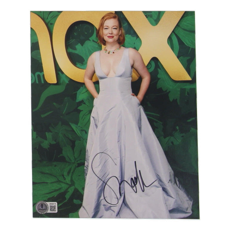 Sarah Snook Signed "Succession" 8x10 Photo (Beckett) - Shiv Roy