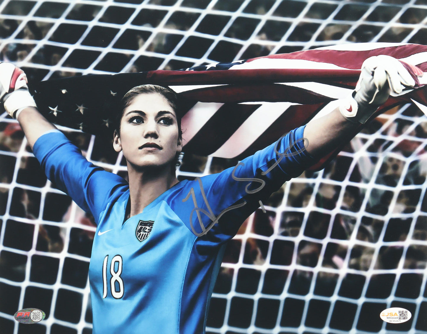 Hope Solo Signed Team USA 11x14 Photo (JSA) - JSA Witnessed