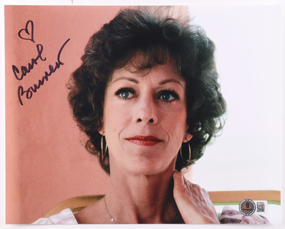 Carol Burnett Signed 8x10 Photo (Beckett)
