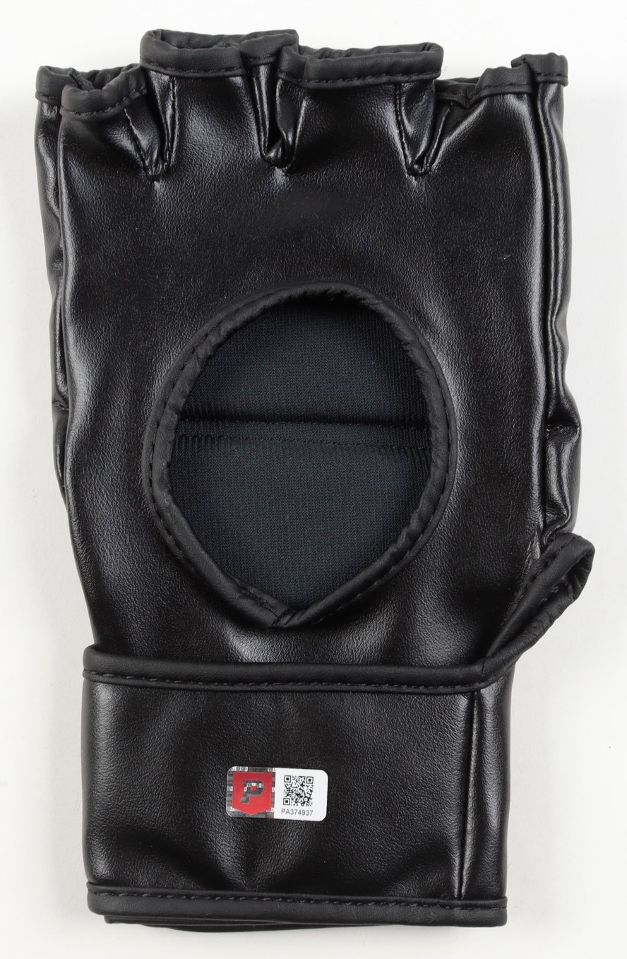 Daniel Rodriguez Signed MMA Custom USA Glove (Beckett) Beckett Witnessed