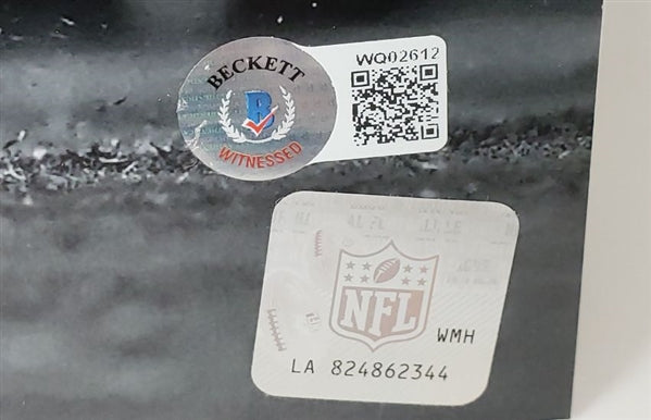 Mac Jones Signed New England Patriots 16x20 Photo (Beckett Witness Certified)