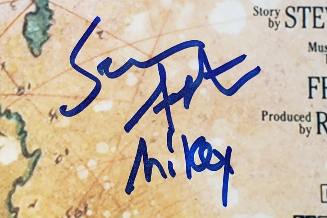 Sean Astin “Mikey” Signed (Beckett) ‘The Goonies’ 11×17 Photo