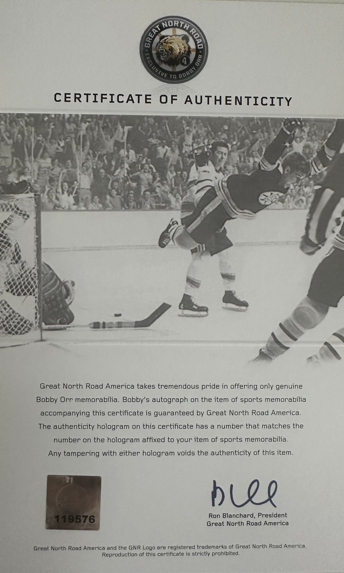 Bobby Orr Signed 8x10 Photo (Orr)