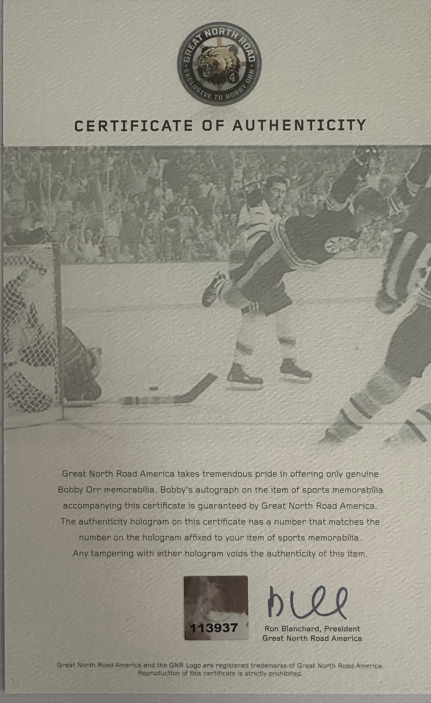 Bobby Orr Signed Bruins 8x10 Photo - Official Bobby Orr Hologram & COA