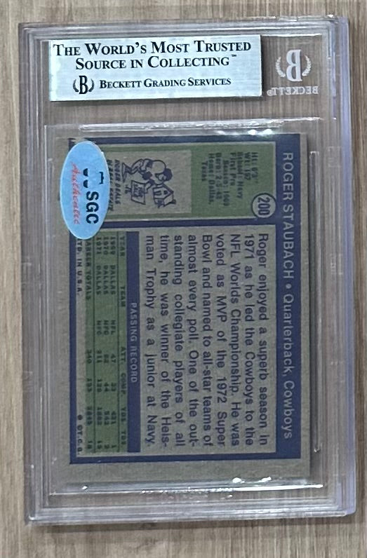 Roger Staubach Signed 1972 Topps #200 RC (BGS) - Rookie Card