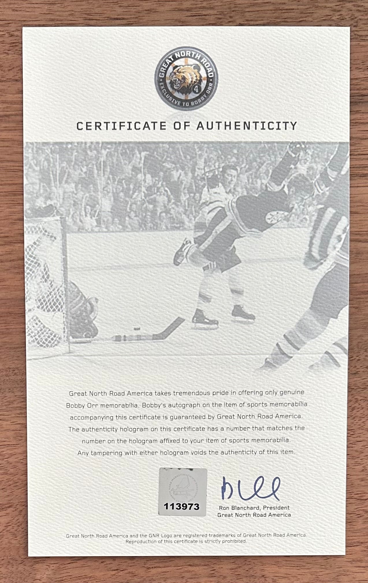 Bobby Orr Signed Bruins 11x14 Photo - Official Bobby Orr Hologram & COA