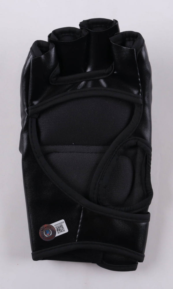 Henry Cejudo Signed UFC Glove (Beckett) - Beckett Witnessed