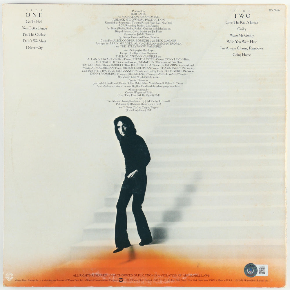 Alice Cooper Signed (Beckett) "Alice Cooper Goes to Hell" Vinyl Record Album - Beckett Witnessed