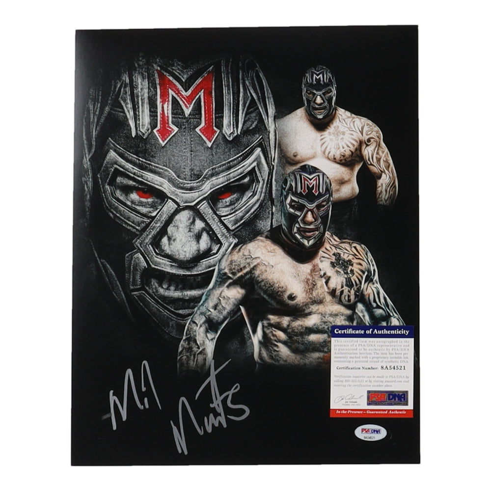 Mil Muertes Signed 11x14 Photo (PSA) PSA In-The-Presence