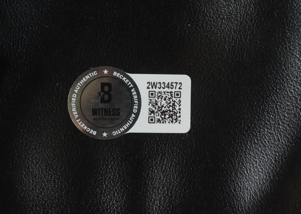 Stipe Miocic Signed (Beckett) MMA Custom USA Glove UFC Heavyweight Champion I Beckett Witnessed