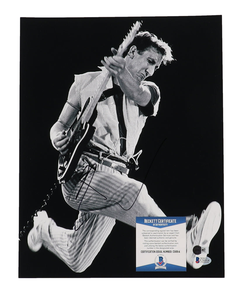 Pete Townshend Signed 11x14 Photo (Beckett) The Who