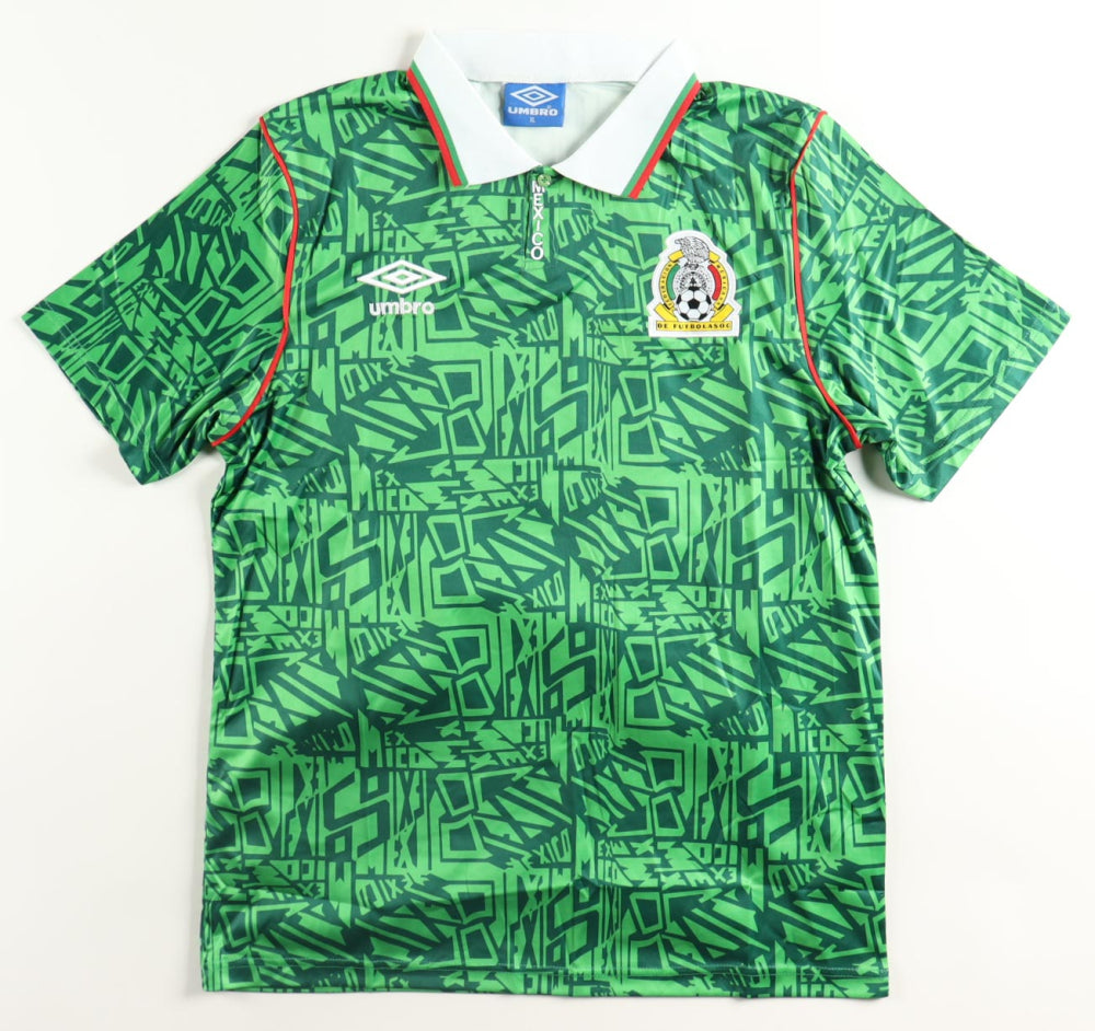 Luis Garcia Signed Jersey (Beckett) Mexican National Team