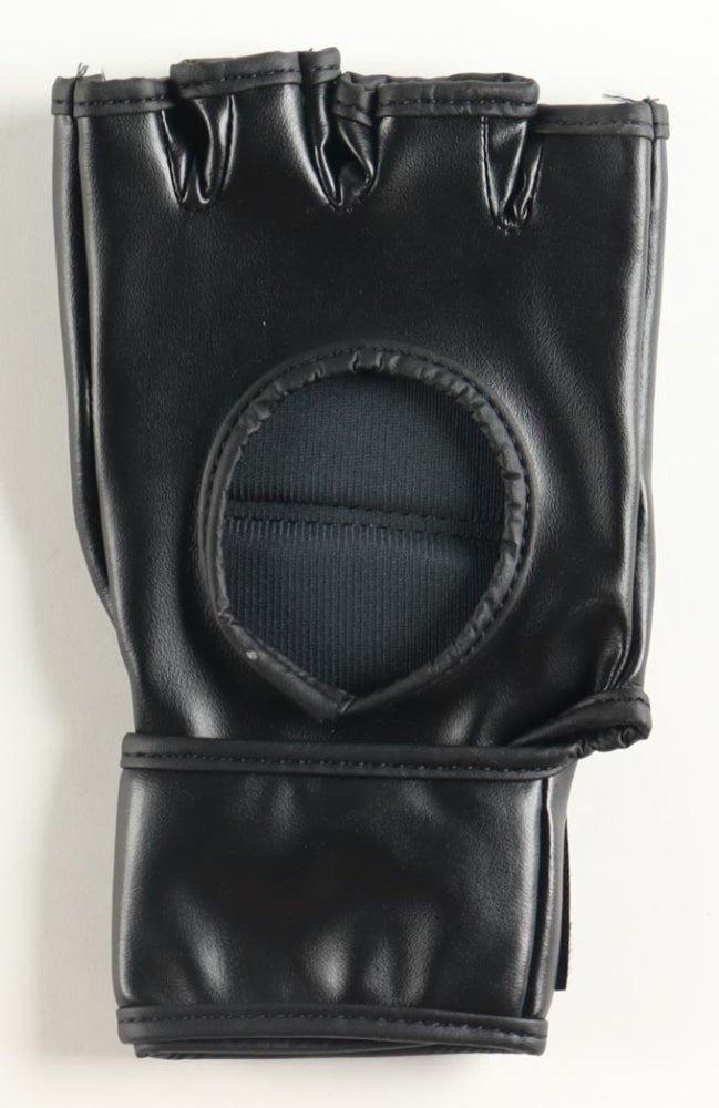 Ian Machado Garry Signed (Beckett) MMA Custom Ireland Glove - Beckett Witnessed