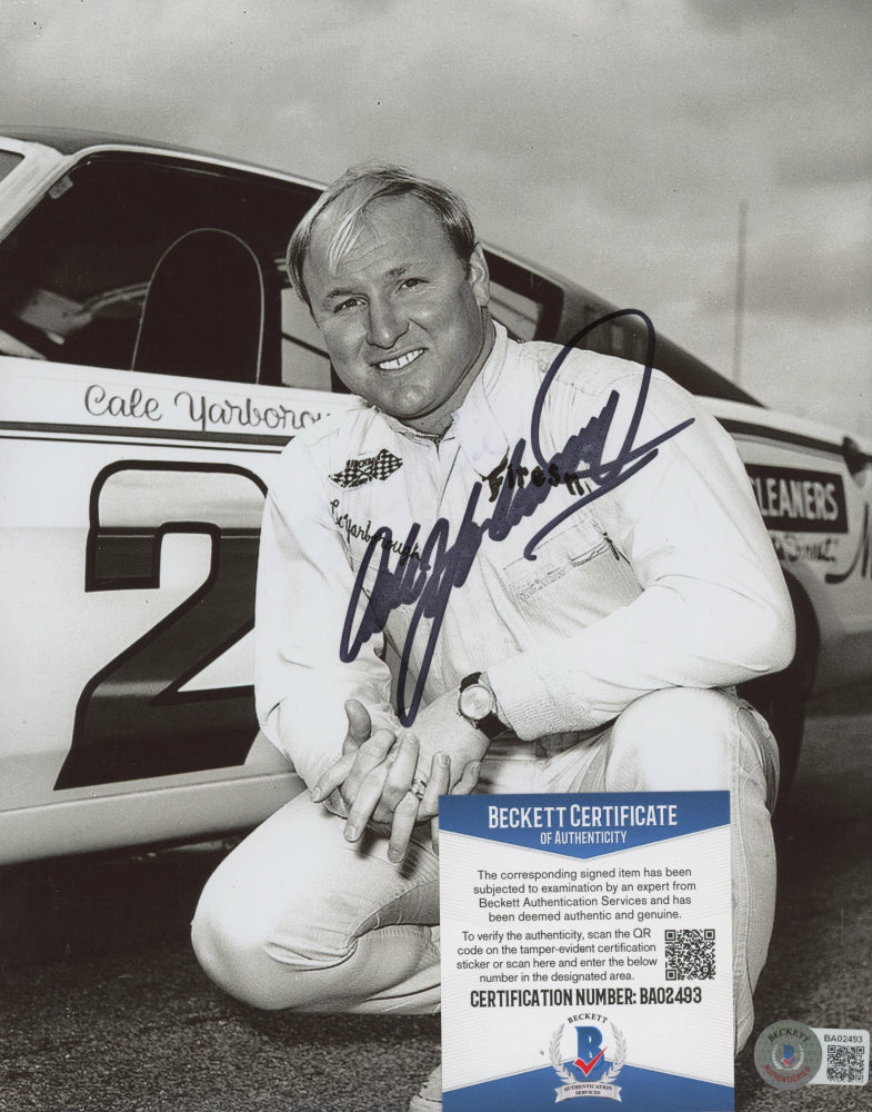 Cale Yarborough Signed NASCAR 8x10 Photo (Beckett COA)