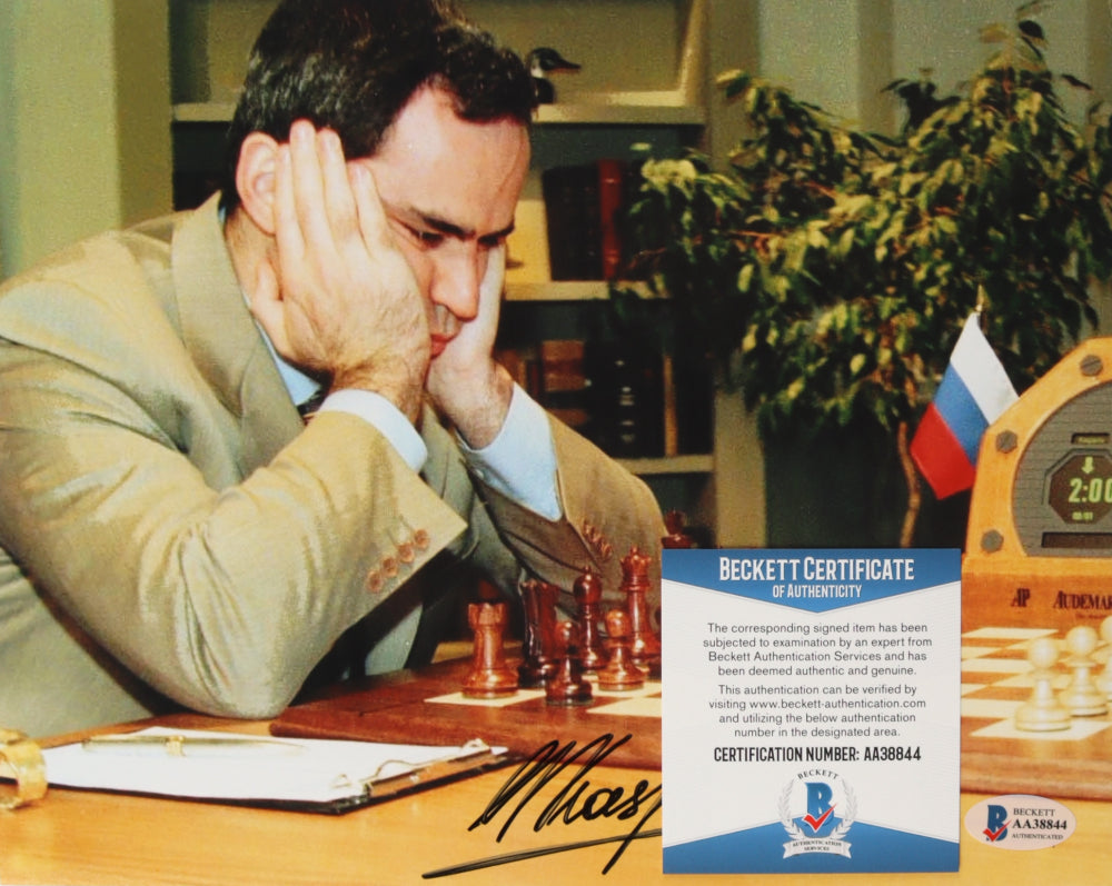 Garry Kasparov Signed 8x10 Photo (Beckett COA)