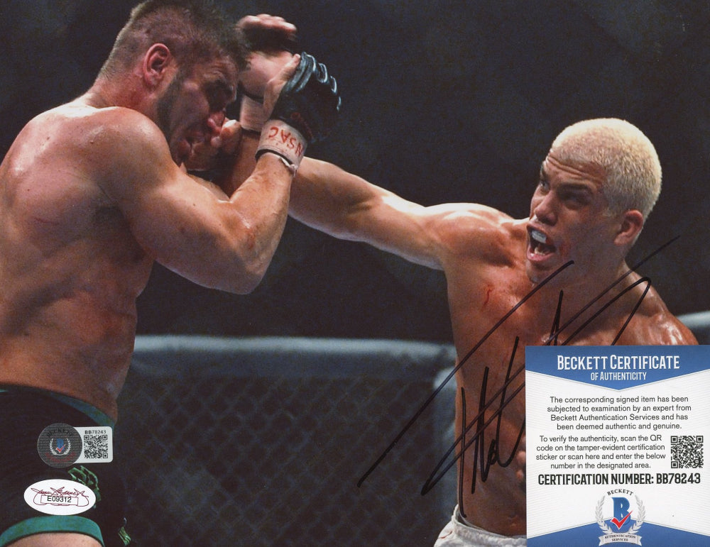 Tito Ortiz Signed UFC 8x10 Photo (Beckett COA)