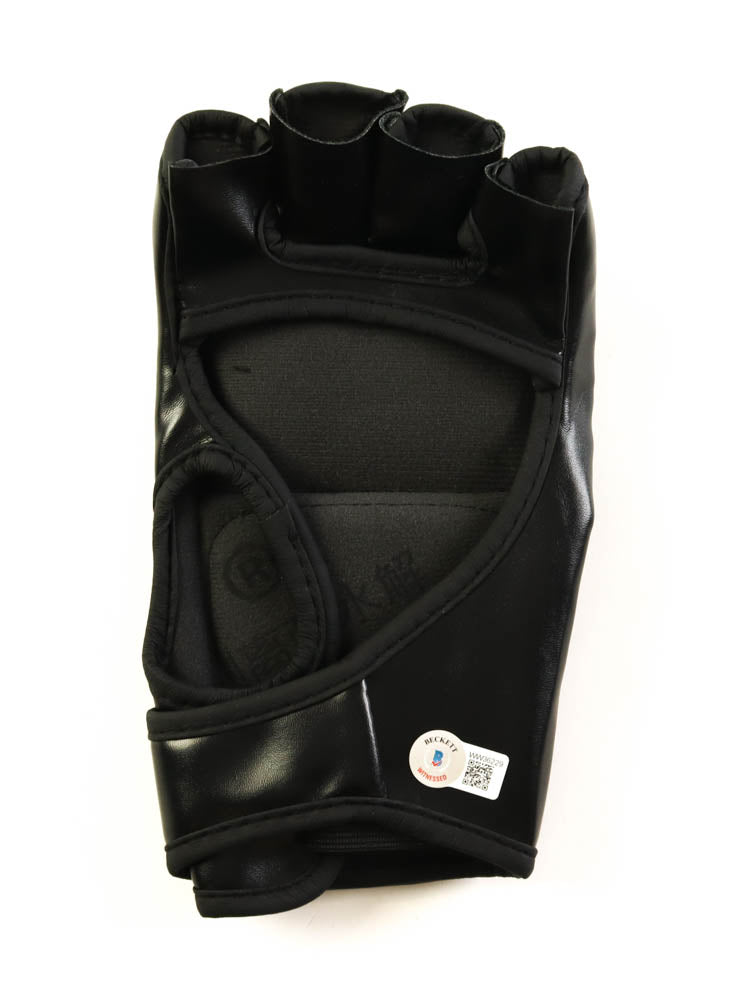 Royce Gracie Signed UFC Glove (Beckett)