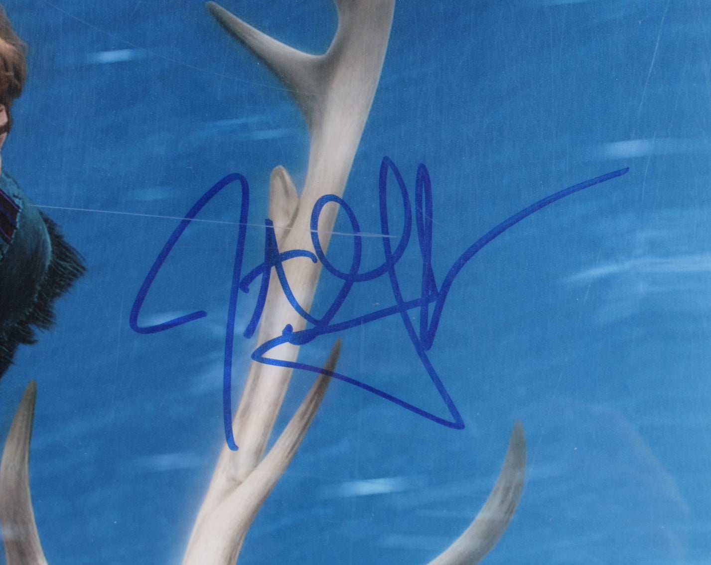 Jonathan Groff Signed "Frozen" 11x17 Photo (Beckett) - Kristoff