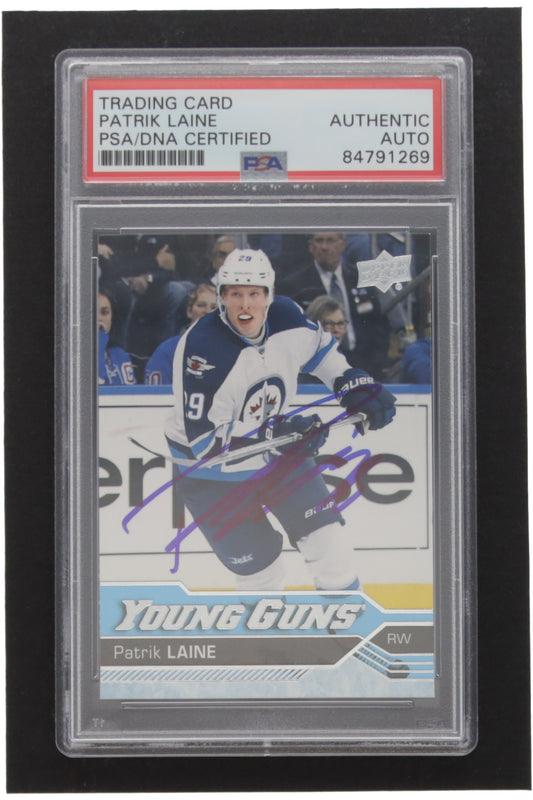 Patrik Laine Singed 2016-17 Upper Deck #451 YG RC (PSA) - Young Guns - Rookie Card