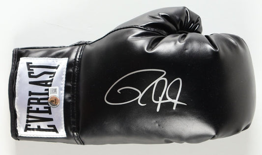 Roy Jones Jr. Signed Everlast Boxing Glove (Beckett) - Beckett Witnessed