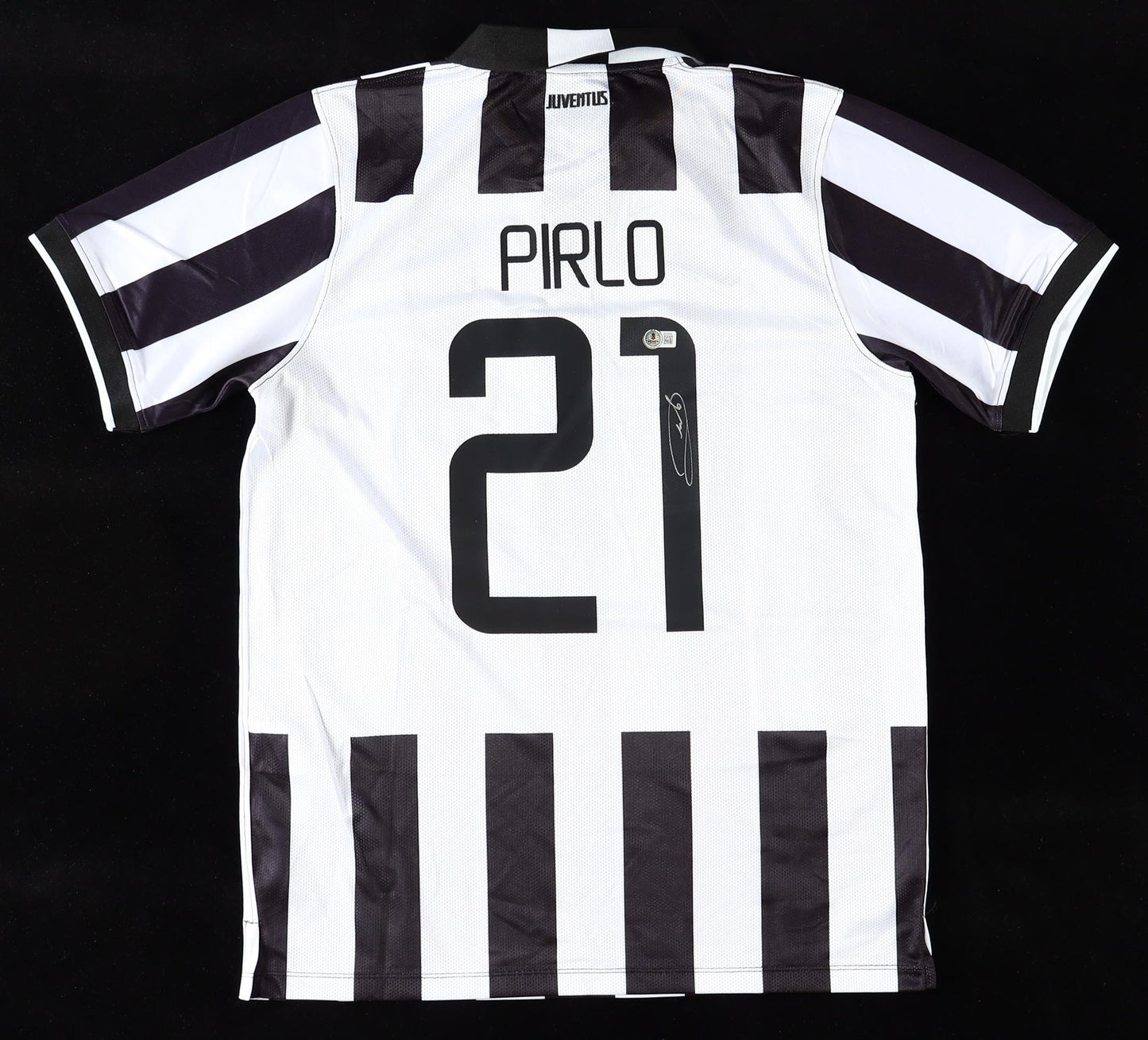 Andrea Pirlo Signed Juventus Nike Jersey (Beckett) Juventus
