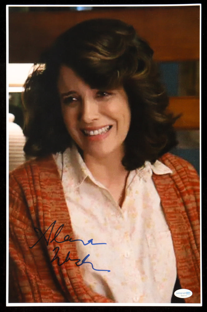Alanna Ubach Signed "Ted" 11x17 Photo (AutographCOA) - Susan Bennett