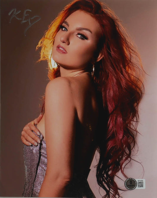 Kendra Erika Signed 8x10 Photo (Beckett)