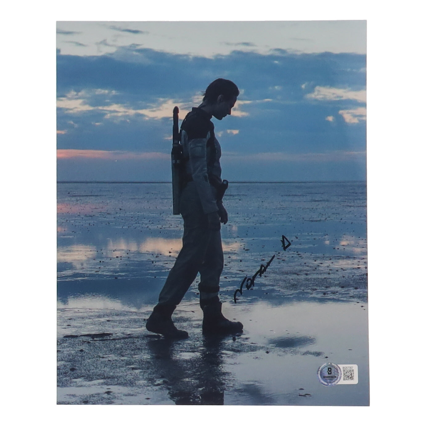 Nora Arnezeder Signed "The Colony" 8x10 Photo (Beckett) - Blake