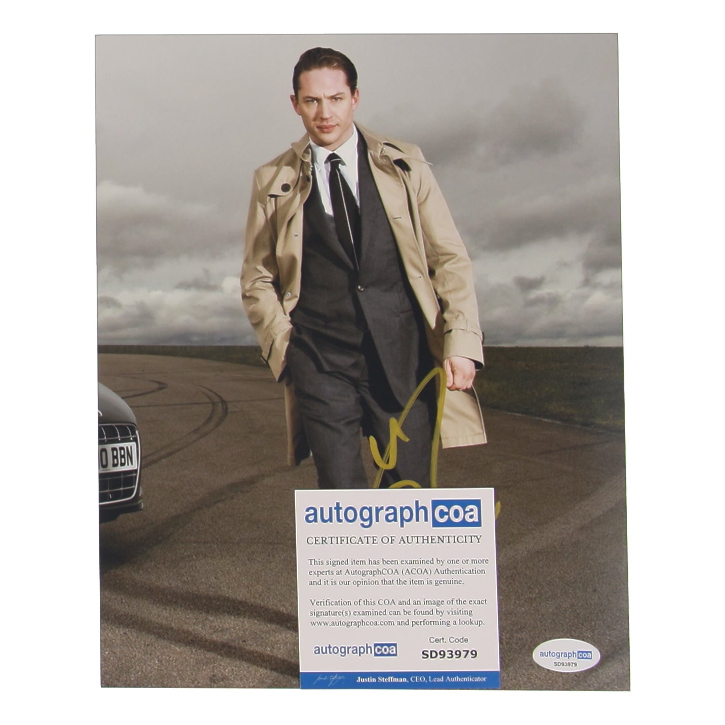 Tom Hardy Signed 8x10 Photo (ACOA)