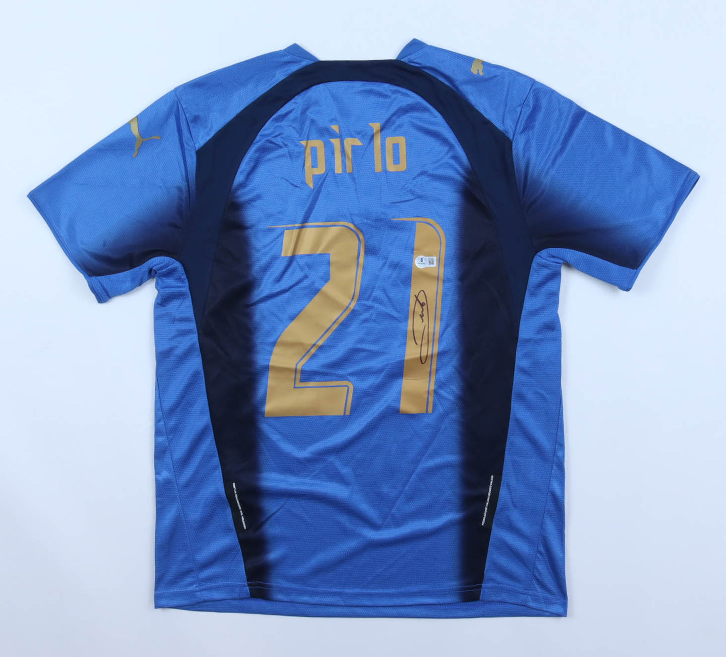 Andrea Pirlo Signed Italy Puma Authentic Jersey (Beckett)