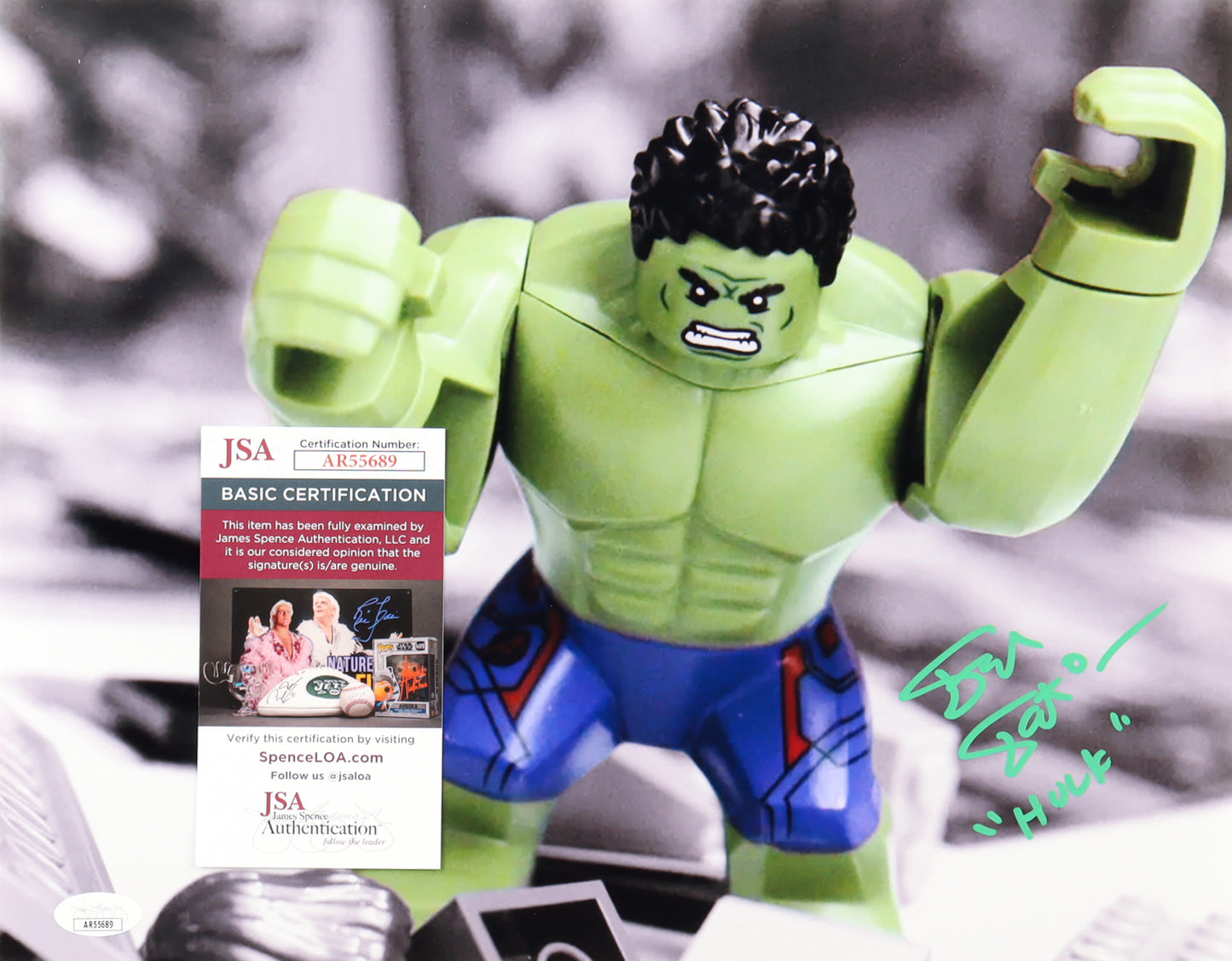 Fred Tatasciore Signed (JSA) "The Incredible Hulk" 11x14 Photo Inscribed "Hulk" - Hulk
