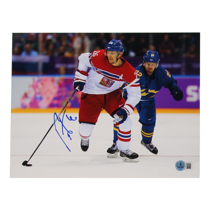 Patrick Elias Signed Team Czech Republic 8x10 Photo (Beckett)