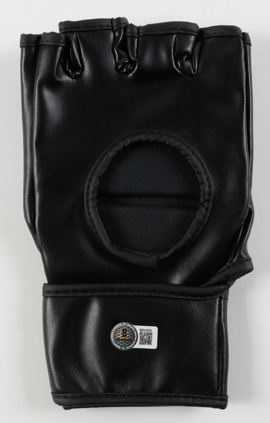 Charles Oliveira Signed (Beckett) Custom Brazil MMA Glove - Former UFC Lightweight Champion