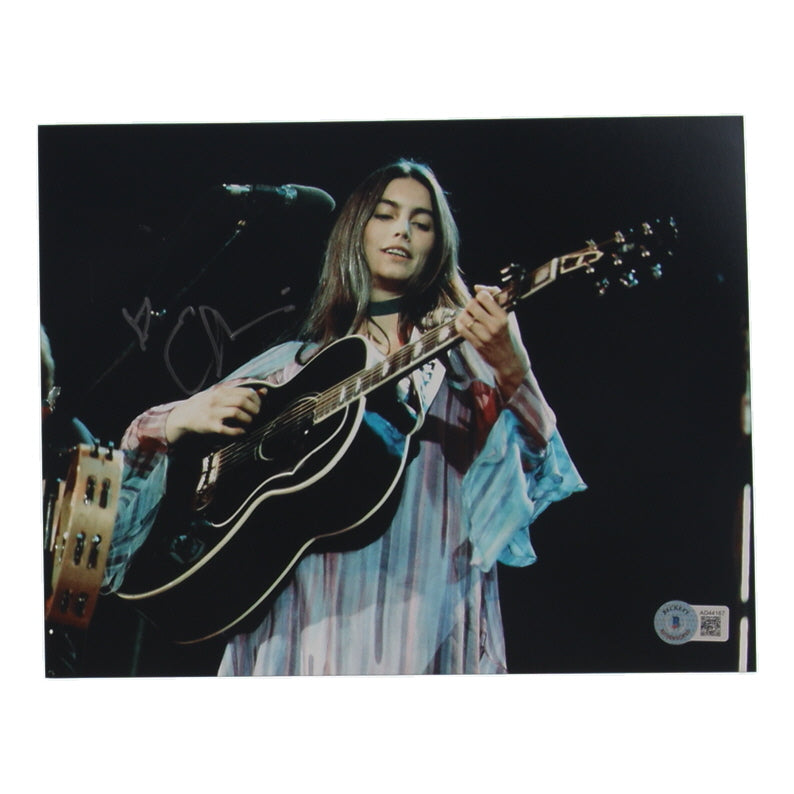Emmylou Harris Signed 8x10 Photo (Beckett)