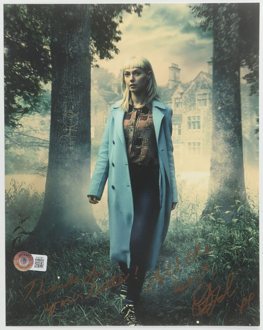 Lydia Cornell Signed (Beckett) "Requiem" 8x10 Photo Inscribed "Thanks For Your Letter! All the Best"