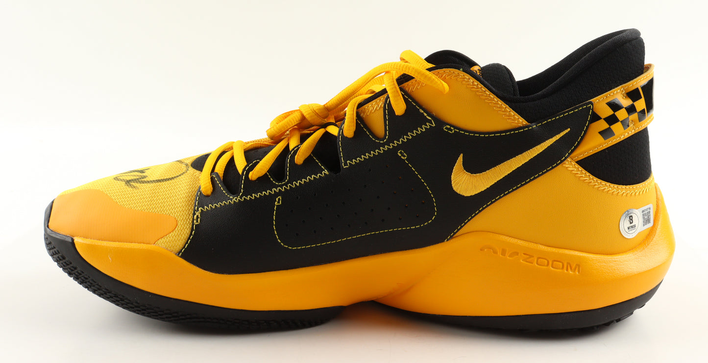 Giannis Antetokounmpo Signed (Beckett) Player Edition Basketball Shoe - Beckett Witnessed | Player Edition Shoes Directly From Giannis Antetokounmpo