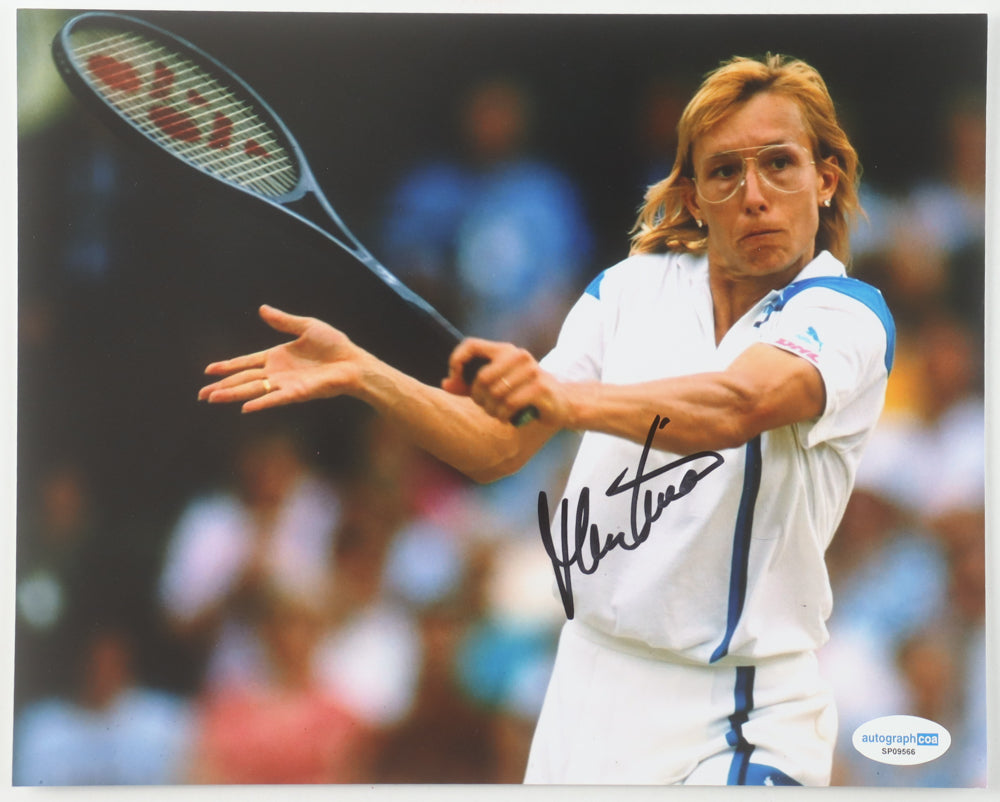 Martina Navratilova Signed 8x10 Photo (ACOA) - Former Professional Tennis Player