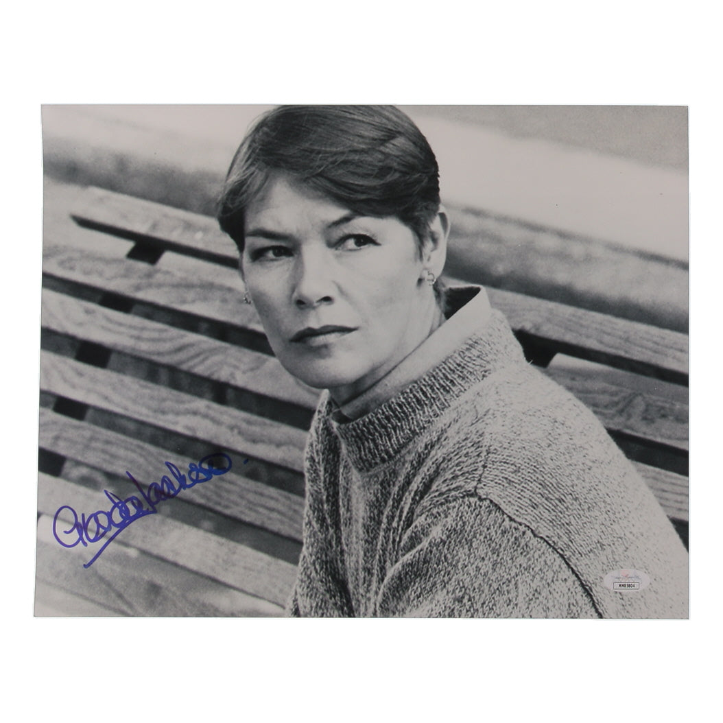 Glenda Jackson Signed 11x14 Photo (JSA) - Oscar Winner