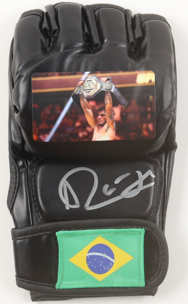 Alexandre Pantoja Signed (Beckett) Custom Brazil MMA Glove - Beckett Witnessed