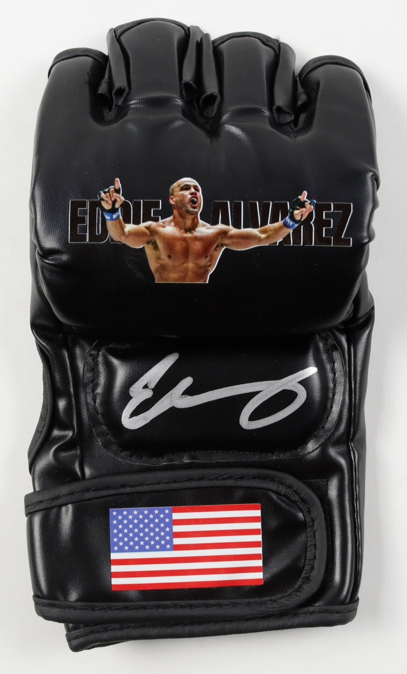 Eddie Alvarez Signed MMA Custom USA Glove (Beckett) - Beckett Witnessed