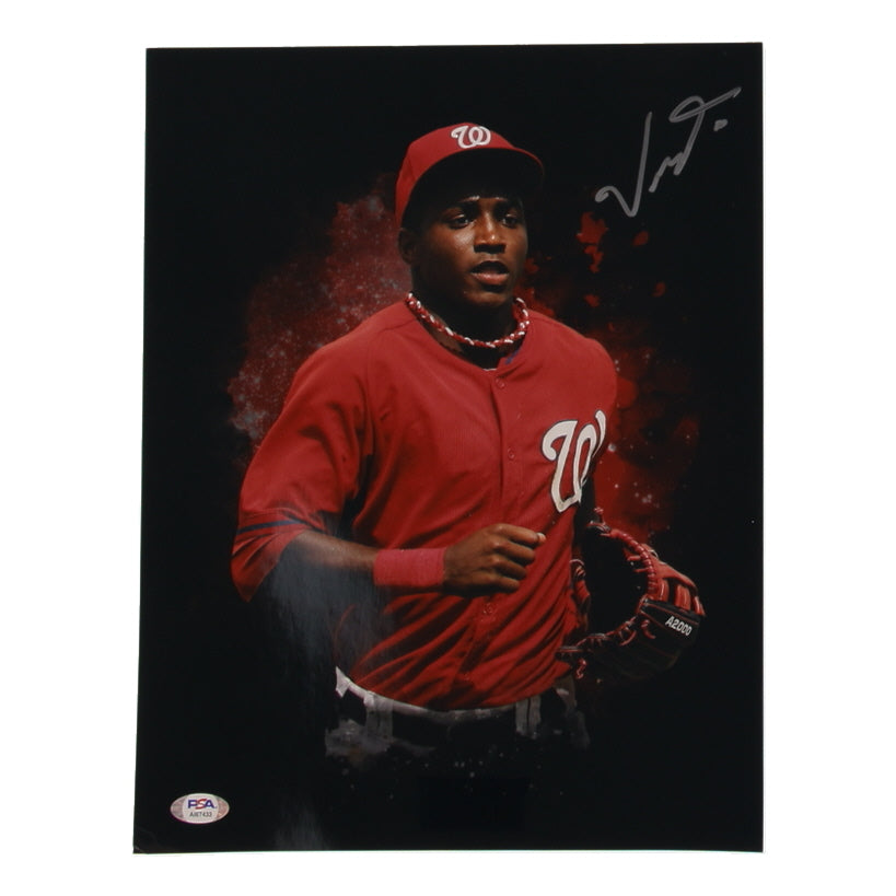 Víctor Robles Signed Nationals 11x14 Photo (PSA)