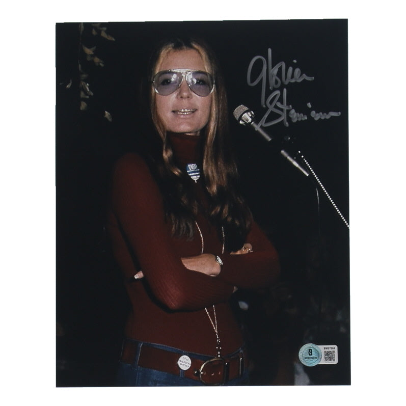 Gloria Steinem Signed 8x10 Photo (Beckett)