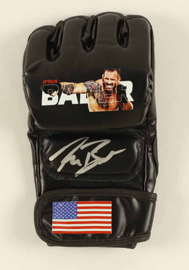 Ryan Bader Signed MMA Custom USA Glove (Beckett) - Beckett Witnessed