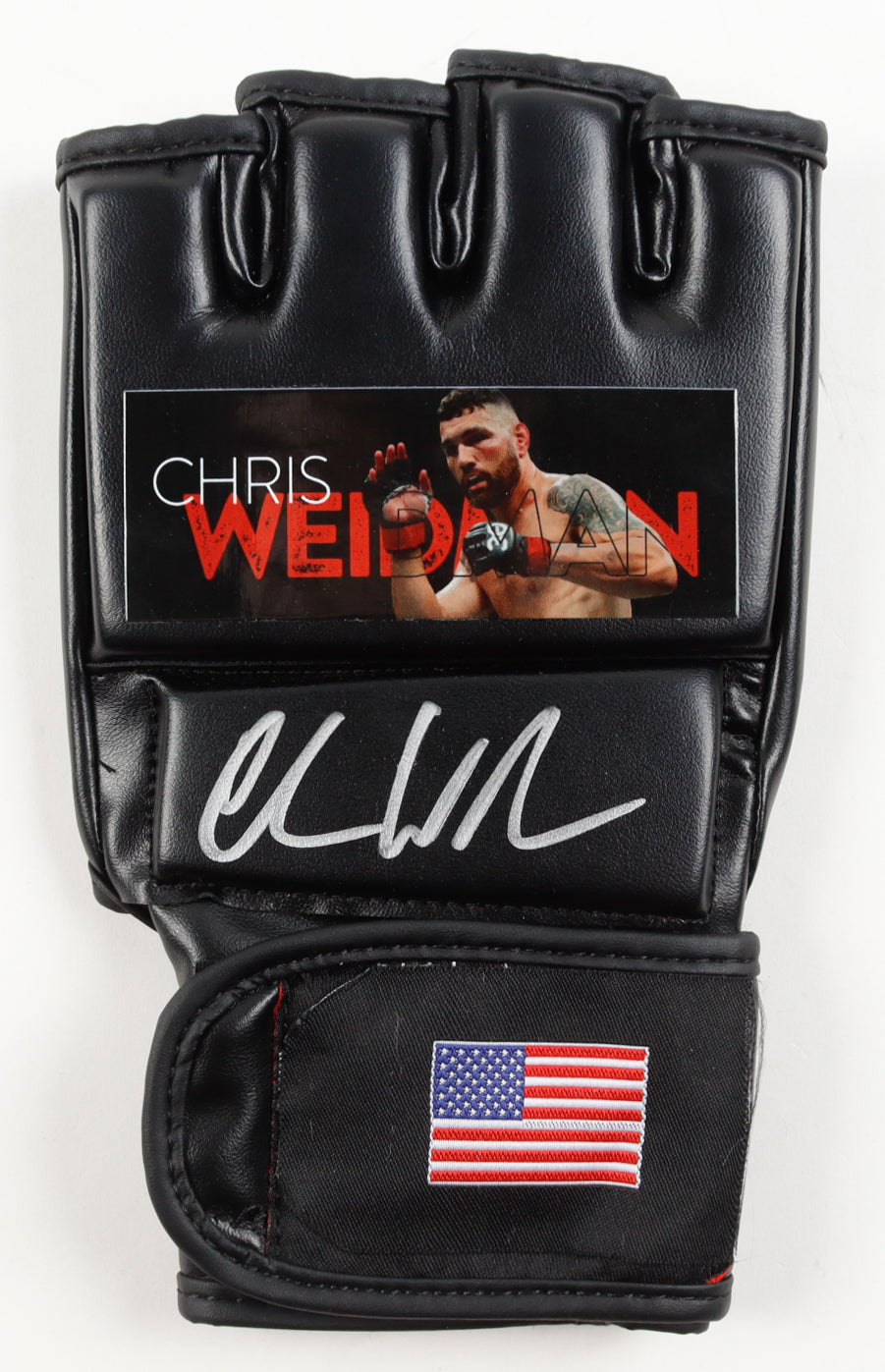 Chris Weidman Signed MMA Custom USA Glove (Beckett)