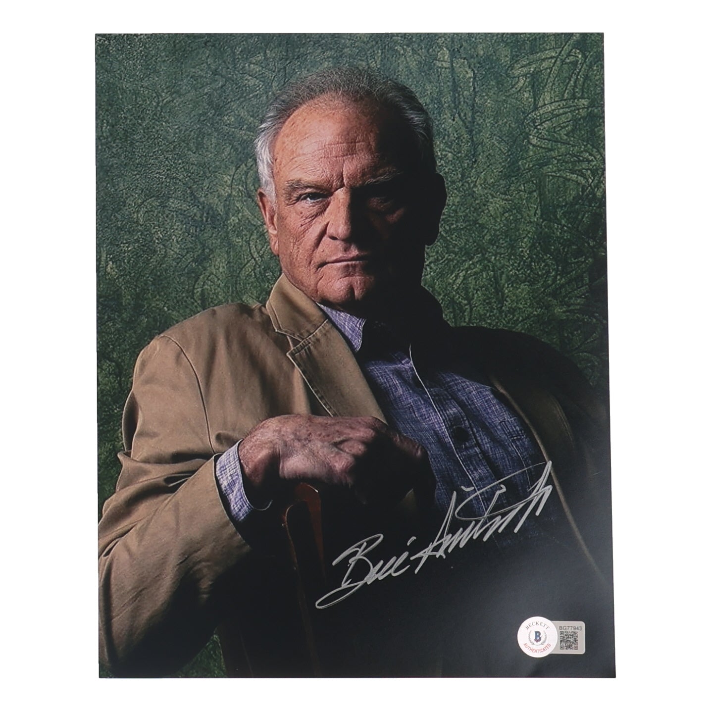 Bill Smitrovich Signed 8x10 Photo (Beckett)